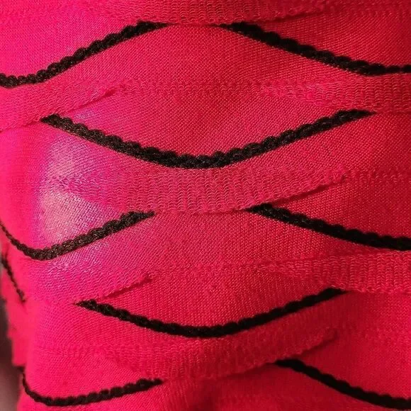 Roz & Ali scalloped waves belted sweater - Picture 5 of 7